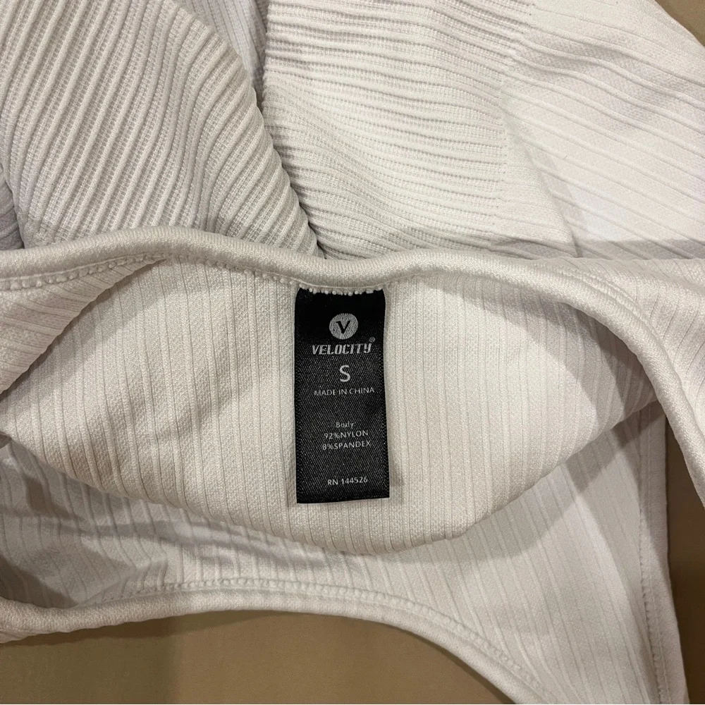 Velocity Ribbed White Top - Picture 4 of 4